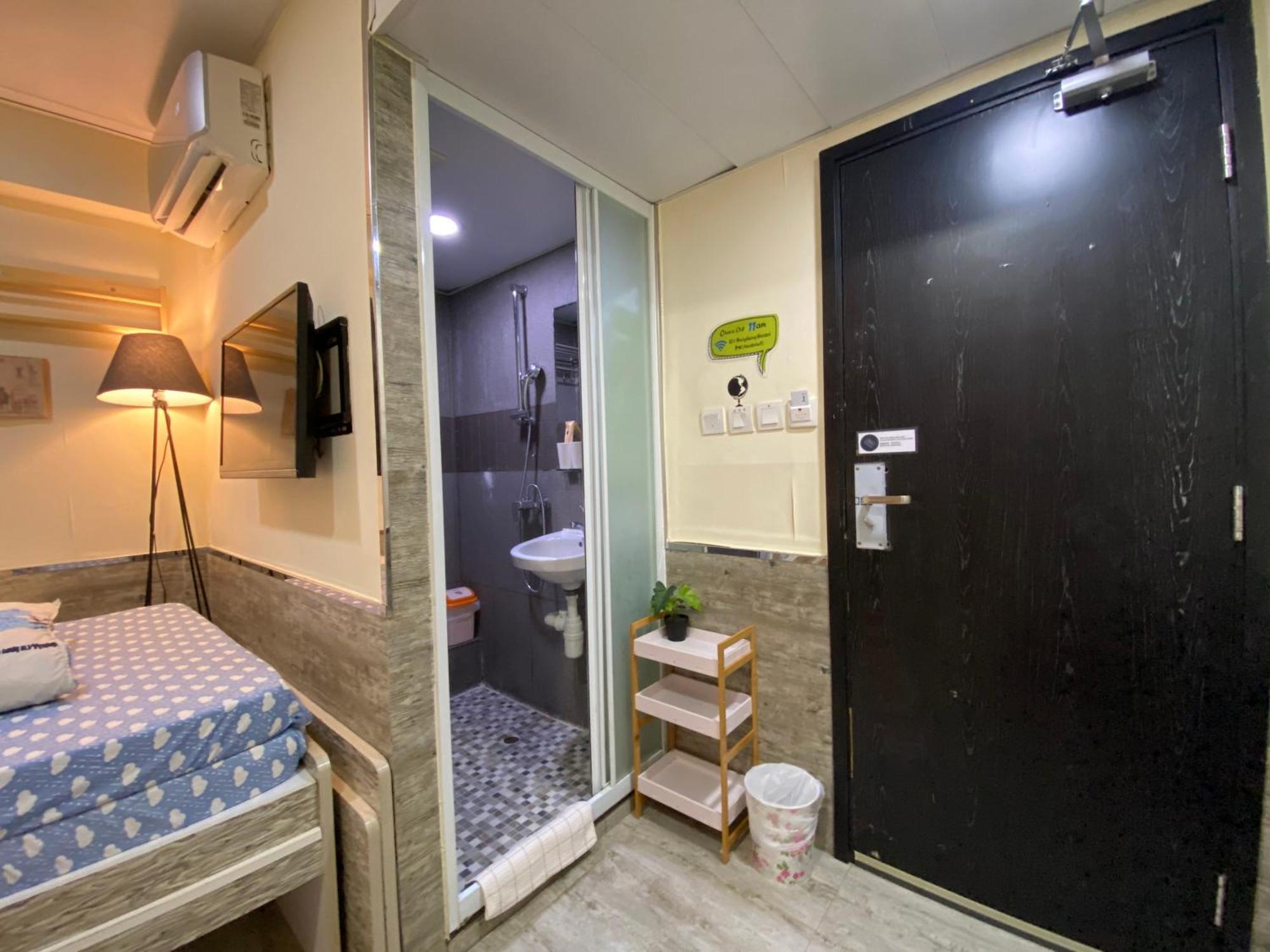 ホンコン ホステル チム サー チョイ マンション 香港 部屋 写真